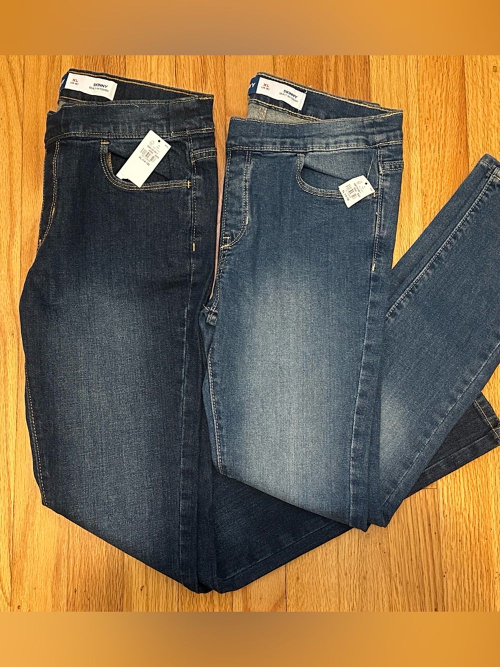 🎉NWT🎉 Old Navy Girls Denim Skinny Jeans Two-Pack - Dark Blue & Medium Blue
